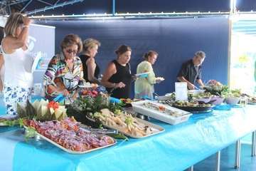 Primer Almuerzo Solidario en Salinetas por Yrichen/TA.